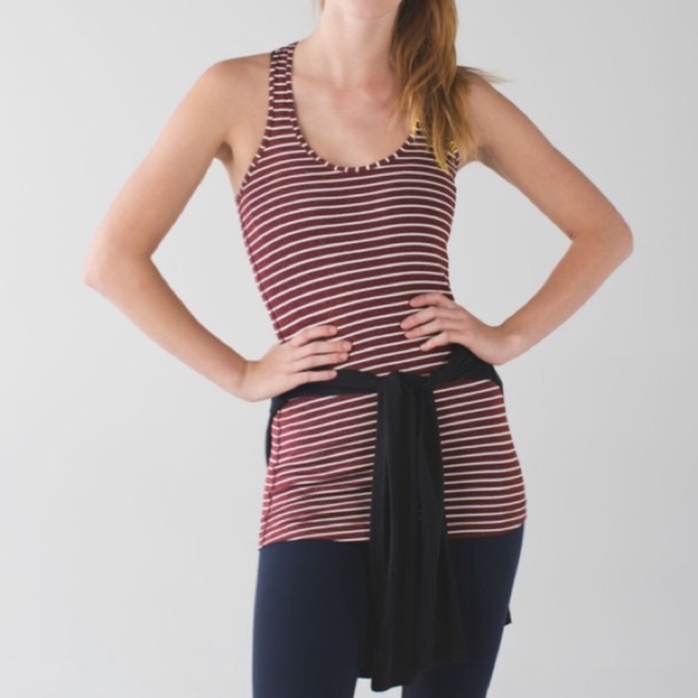 ⭐️🌴Lululemon Racerback Top - Picture 4 of 4